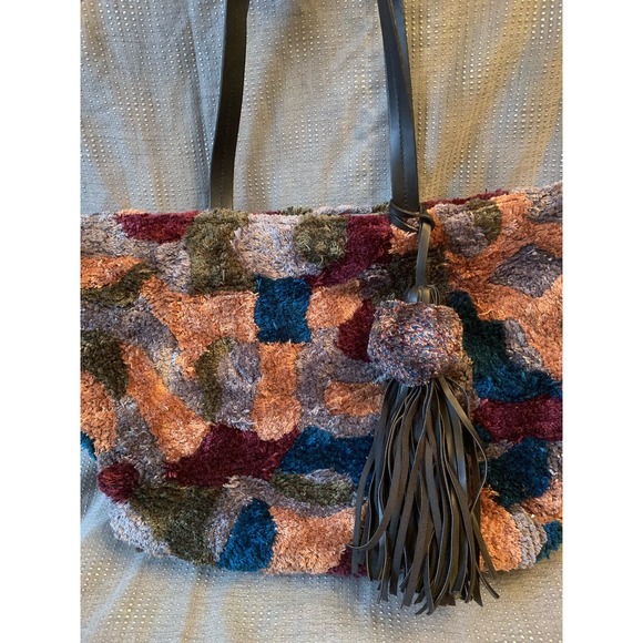 ZARA Large Hand Made Carpet Tote Bag - Picture 2 of 11